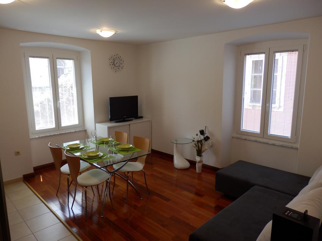 Apartment Pula Center Zewnętrze zdjęcie