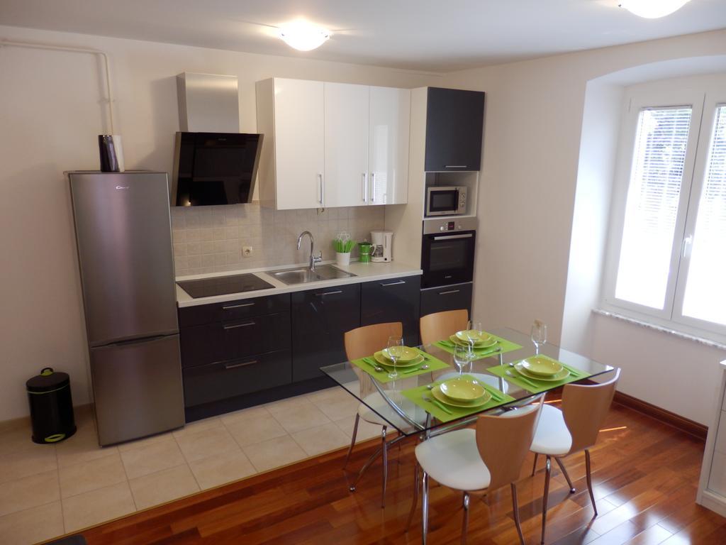 Apartment Pula Center Zewnętrze zdjęcie